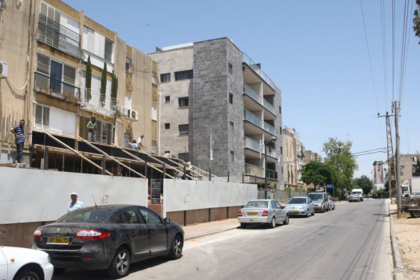 הרצליה. במקום השישי הרצליה. במקום השישי
