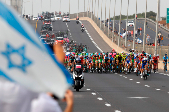 The second day of the Giro d’Italia. Photo: AFP The second day of the Giro d’Italia. Photo: AFP