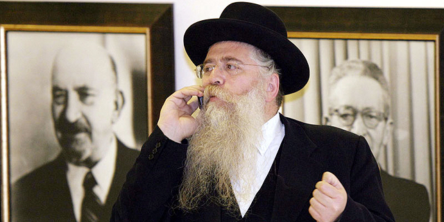 מרוב ניגודי עניינים לא רואים את סגן שר החינוך מאיר פרוש