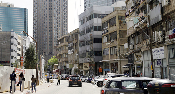 רחוב הרקון במתחם הבורסה רחוב הרקון במתחם הבורסה