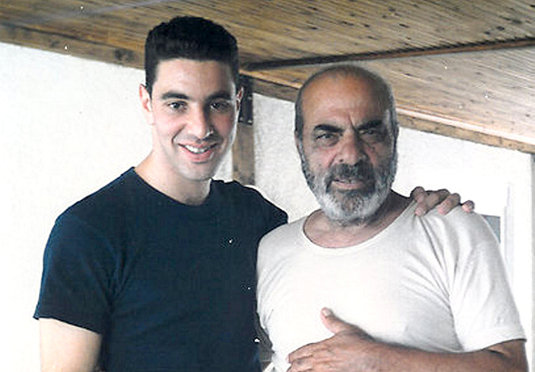 סטליוס קזנג’ידיס ושלומי סרנגה הצעיר (ארכיון) סטליוס קזנג’ידיס ושלומי סרנגה הצעיר (ארכיון)