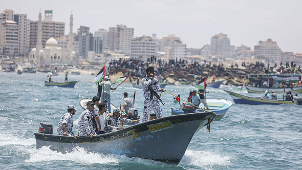 פטרול ימי של משטרת חמאס מול חופי עזה פטרול ימי של משטרת חמאס מול חופי עזה