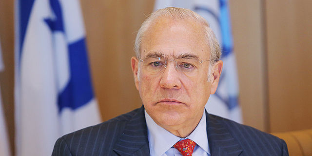 רק בישראל: 7 עניים משתכרים כמו עשיר אחד