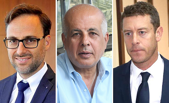 מימין עו"ד מורן מאירי אבי לוזון יועץ פיננסי ועו"ד כפיר ידגר מימין עו"ד מורן מאירי אבי לוזון יועץ פיננסי ועו"ד כפיר ידגר