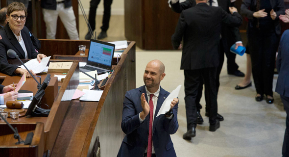 ח"כ אמיר אוחנה ביום ההצבעה על חוק הלאום ח"כ אמיר אוחנה ביום ההצבעה על חוק הלאום