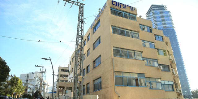 הפינג פונג המוזר בבית יורוקום: בכל זאת יימכר לישראל קנדה