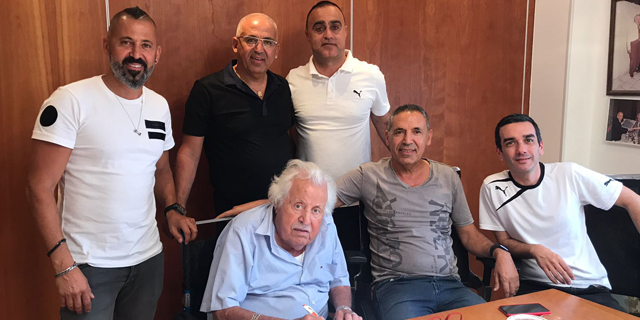 אביסרור משה ובניו ימשיכו להעניק חסות להפועל באר שבע