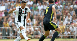 רונלדו במדי יובנטוס, צילום: Marco Luzzani