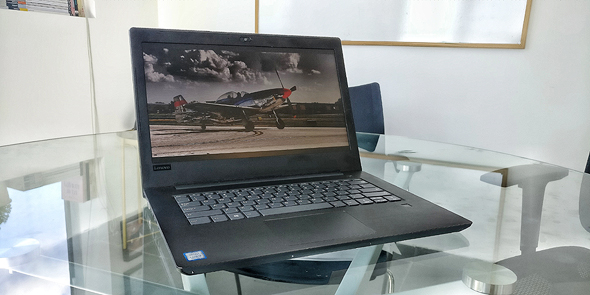 מחשב V330 של לנובו מחשב V330 של לנובו