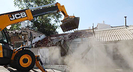 הריסת מבנים בקטמונים זירת הנדל"ן, צילום: ששון תירם הריסת מבנים בקטמונים זירת הנדל"ן, צילום: ששון תירם