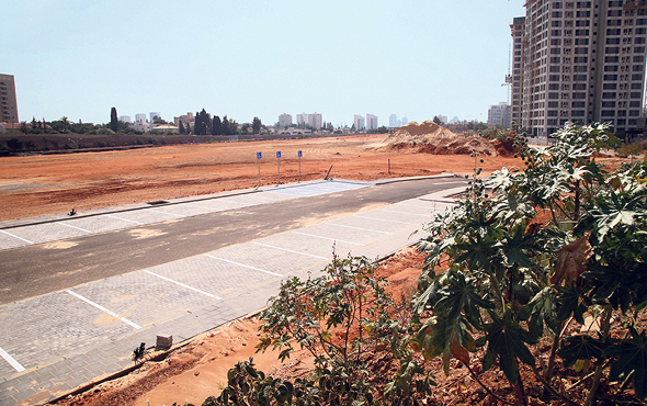 אדריכל נגד עיריית גבעת שמואל נכנעה לתכתיבי יזמים