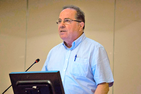 פרופ' רפי מלניק. "זה שאנשים חוזרים על שגיאות העבר זה דבר ידוע" פרופ' רפי מלניק. "זה שאנשים חוזרים על שגיאות העבר זה דבר ידוע"