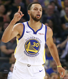 קרי. "השחקנים המובילים ב־NBA רואים את עצמם גם כמנהיגים" קרי. "השחקנים המובילים ב־NBA רואים את עצמם גם כמנהיגים"