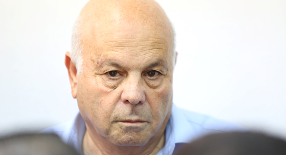עזרא סיידוף בבית המשפט עזרא סיידוף בבית המשפט