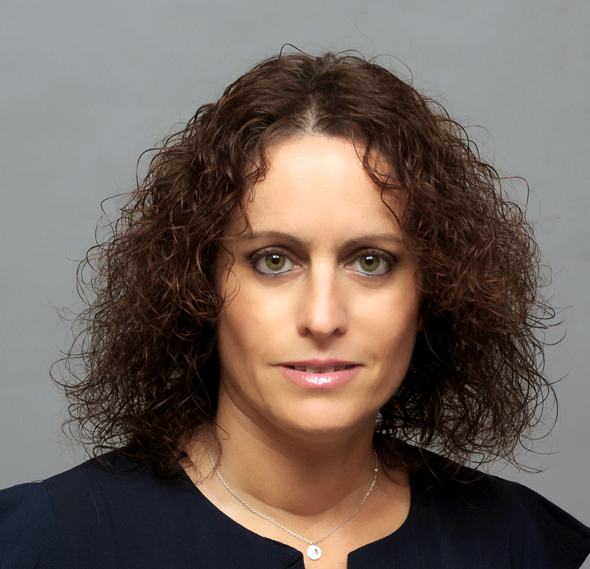 מירב אתרוג בר מנכ"לית שופרסל מירב אתרוג בר מנכ"לית שופרסל