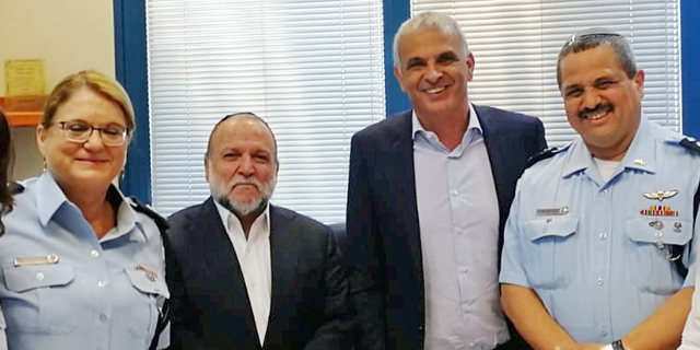 הכניעה לדרישות השוטרים תעלה לכולנו בבריאות