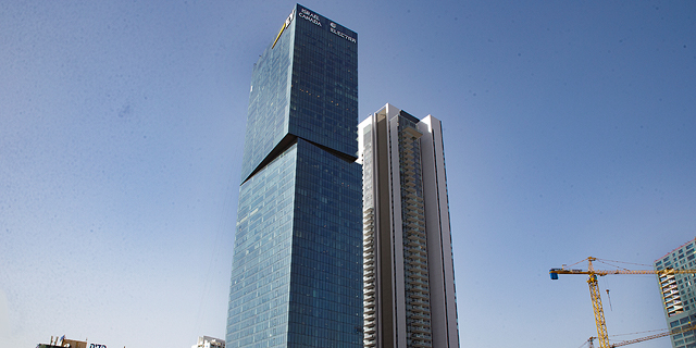 יורדים מהגג: אלקטרה יוצאת מפרויקט מידטאון
