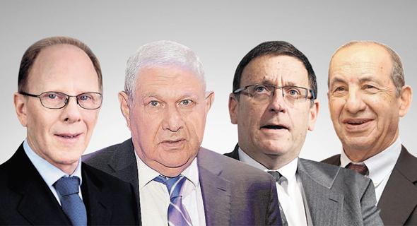 מימין: היו"רים משה וידמן, עודד ערן, דוד ברודט ושאול קוברינסקי. הבנקים צמצמו הלוואות לצרכנים מימין: היו"רים משה וידמן, עודד ערן, דוד ברודט ושאול קוברינסקי. הבנקים צמצמו הלוואות לצרכנים