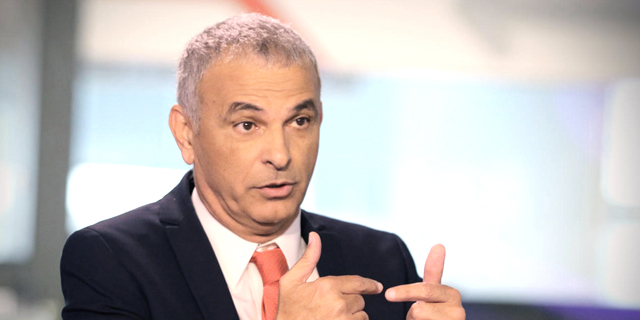 בג"ץ שוב הוציא לכחלון את הערמונים מהאש