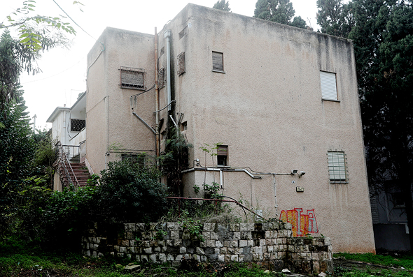 הבית בשדרות יצחק 5 חיפה הבית בשדרות יצחק 5 חיפה
