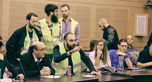הדיון בוועדת הכלכלה, היום הדיון בוועדת הכלכלה, היום