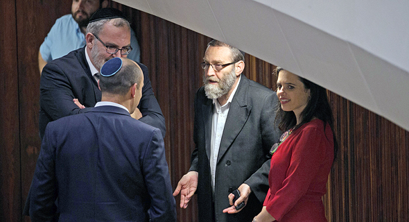 איילת שקד, נפתלי בנט ומשה גפני בדיון על חוק הגיוס בכנסת איילת שקד, נפתלי בנט ומשה גפני בדיון על חוק הגיוס בכנסת