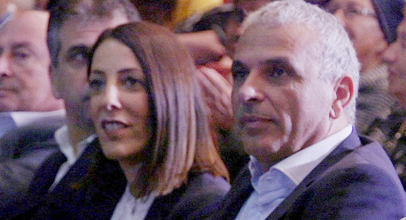 אוחנה עם כחלון. "הצבעתי לו עוד כשהייתי חברת מפלגת העבודה" אוחנה עם כחלון. "הצבעתי לו עוד כשהייתי חברת מפלגת העבודה"