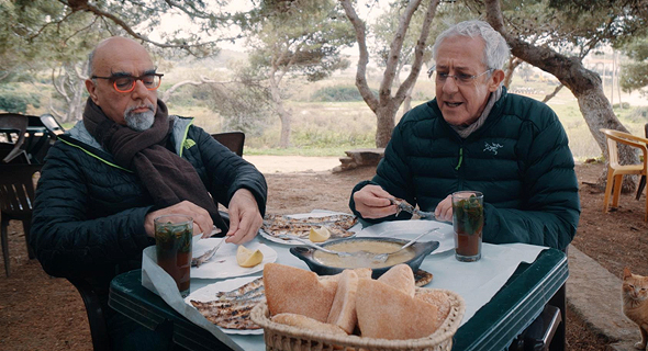 אהרוני לצד גידי גוב ב"מסע המופלא". "היכולת שלי לפעול בהרבה פרויקטים במקביל היא הפרעת קשב שלמדתי לתעל" אהרוני לצד גידי גוב ב"מסע המופלא". "היכולת שלי לפעול בהרבה פרויקטים במקביל היא הפרעת קשב שלמדתי לתעל"