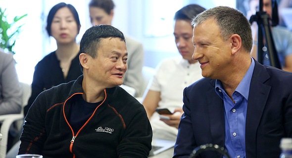 Erel Margalit with Jack Ma. Photo: Dror Sithakol Erel Margalit with Jack Ma. Photo: Dror Sithakol