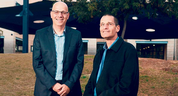 מימין: רון שמיר ואלי בכר מימין: רון שמיר ואלי בכר