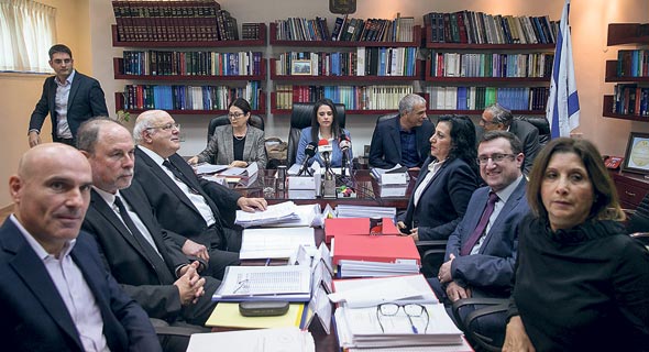 הוועדה למינוי שופטים. משמאל: אפי נוה, צילום: אוהד צויגנברג