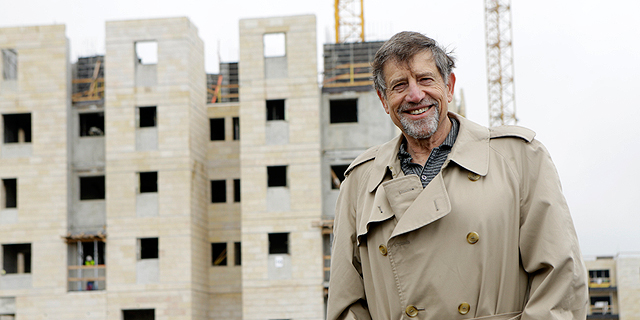 מניית שיכון ובינוי זינקה ב־100%; הביצועים עוד לא