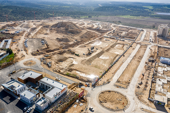 צילום אוויר, בניית יסודות השכונה החדשה בחריש, ע"י שפיר צילום אוויר, בניית יסודות השכונה החדשה בחריש, ע"י שפיר