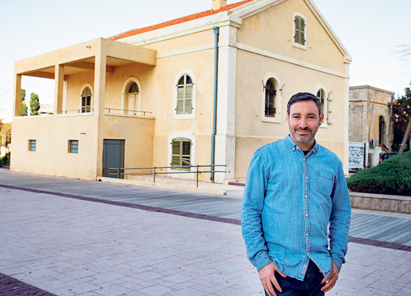 יוסי מאוטנר, מנכ"ל סלינה ישראל, על רקע הסניף שייפתח בת"א בבתי טמפלרים. עסקה נוספת שנמצאת לקראת סגירה היא באזור שוק לוינסקי בת"א יוסי מאוטנר, מנכ"ל סלינה ישראל, על רקע הסניף שייפתח בת"א בבתי טמפלרים. עסקה נוספת שנמצאת לקראת סגירה היא באזור שוק לוינסקי בת"א