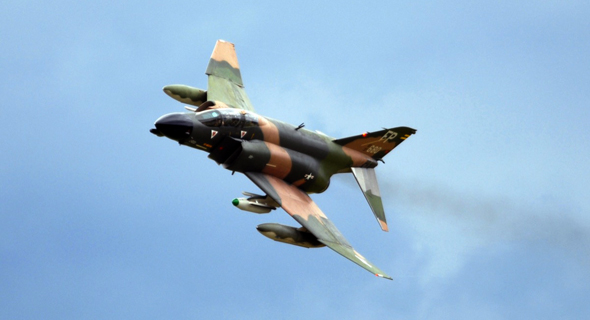 מטוס F4 פאנטום אמריקאי בווייטנאם מטוס F4 פאנטום אמריקאי בווייטנאם