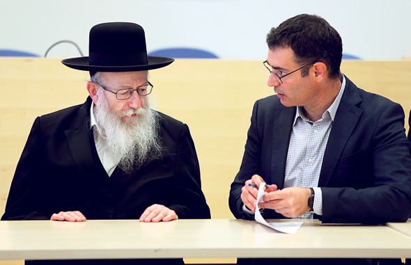 מנכ"ל משרד הבריאות משה בר סימן טוב וסגן השר יעקב ליצמן מנכ"ל משרד הבריאות משה בר סימן טוב וסגן השר יעקב ליצמן