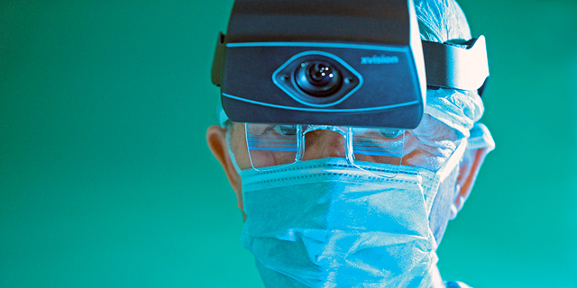 Surgical AR Company Augmedics Receives FDA Clearance 
