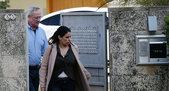 בני גנץ לאחר הפגישה בביתו של הלל קוברינסקי, צילום: יאיר שגיא