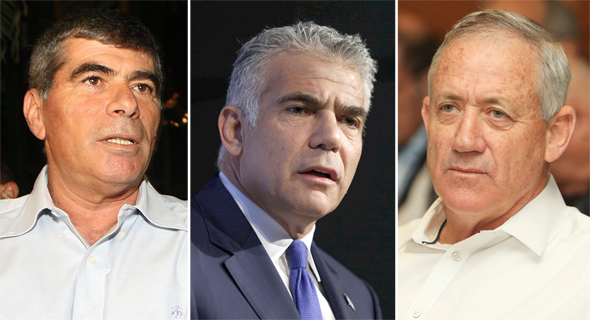 מימין בני גנץ יאיר לפיד ו גבי אשכנזי, צילומים: אוראל כהן, עמית שעל