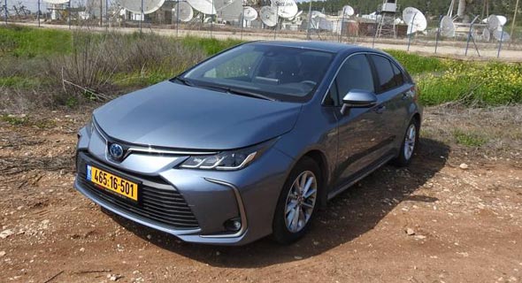טויוטה קורולה טויוטה קורולה