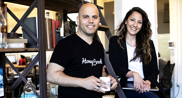 Oz and Naama Alon, HoneyBook's co-founders.Photo: Alon Reuveni Oz and Naama Alon, HoneyBook's co-founders.Photo: Alon Reuveni