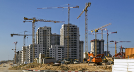 אתר בניה מנופים זירת הנדל"ן, צילום: Shutterstock אתר בניה מנופים זירת הנדל"ן, צילום: Shutterstock