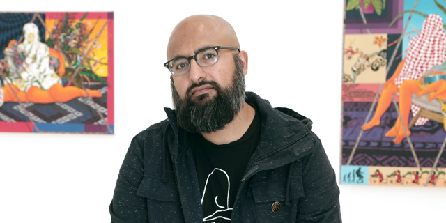 האמן אמיר ה. פלה: "אני שונא גבולות"