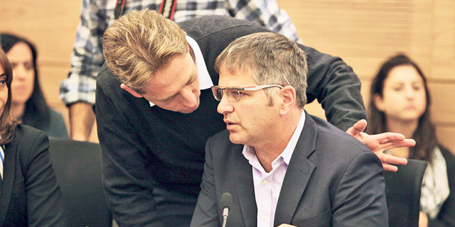רגע לפני כינון הממשלה: ממטירים הצעות חוק, מאמצים את המלצות ועדת הטייקונים