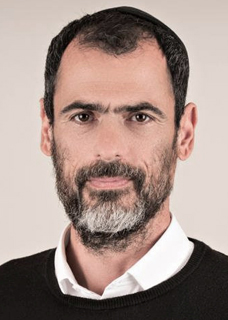 עסיס. "בניגוד לאיך שהישראלים רואים את עצמם, בעולם אנחנו נתפסים כעשירים" עסיס. "בניגוד לאיך שהישראלים רואים את עצמם, בעולם אנחנו נתפסים כעשירים"