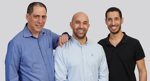 Los fundadores de TriEye, Uriel Levy (izquierda), Avi y Omer Kapach. Foto: David Garb