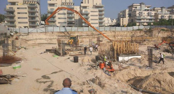 אתר הבנייה בקריית מוצקין אתר הבנייה בקריית מוצקין