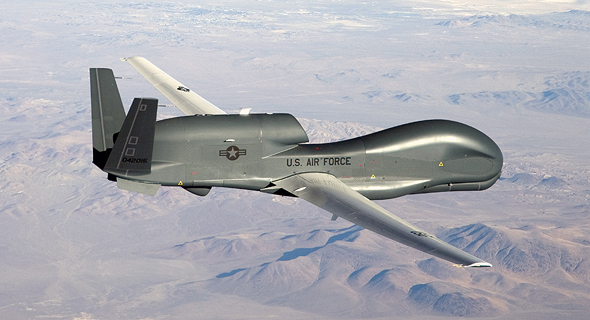 מל"ט אמריקני מדגם גלובל הוק RQ-4 מל"ט אמריקני מדגם גלובל הוק RQ-4