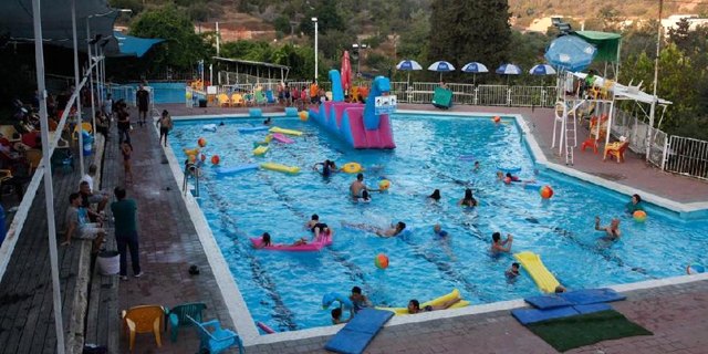אושרה פתיחת המסעדות והבריכות; נתניהו: "תעשו חיים"