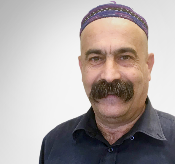 מוהנא פארס, נציג משרד החינוך בוועד המנהל של התחרות: "נגיע ל־100 תיכונים מתוך 700 שמגישים לבגרות ב־5 יחידות במתמטיקה. השאיפה היא להגיע ל־350 תיכונים, ולהביא את התוכנות לבתי ספר בפריפריה" מוהנא פארס, נציג משרד החינוך בוועד המנהל של התחרות: "נגיע ל־100 תיכונים מתוך 700 שמגישים לבגרות ב־5 יחידות במתמטיקה. השאיפה היא להגיע ל־350 תיכונים, ולהביא את התוכנות לבתי ספר בפריפריה"